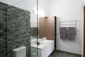 Bathroom - Altitude Apartments (Falls Creek)
