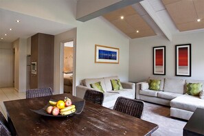 Living room - Altitude Apartments (Falls Creek)