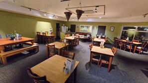 Cafe - Carramar Motor Inn (Palmerston North)