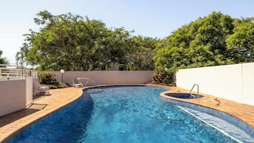 Outdoor pool, sun loungers