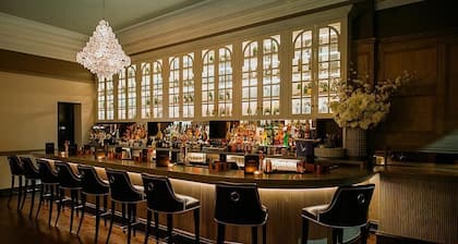 County Hotel & County Aparthotel Newcastle