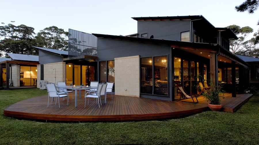 By the Beach B&B and Apartments