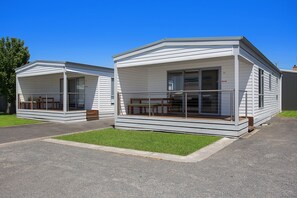 Cabaña Deluxe, 1 habitación | Wifi gratis y ropa de cama 