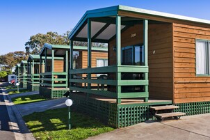 Cabaña estándar, 2 habitaciones | Wifi gratis y ropa de cama