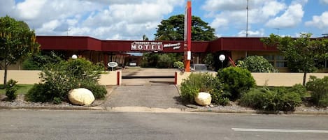 EntrĂ©e de lâhĂ©bergement