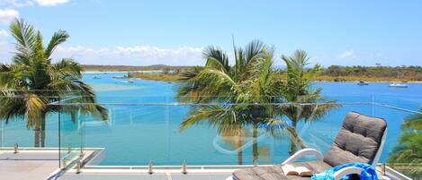 Signature Townhome | Balcony view