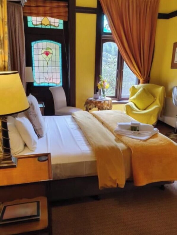 Trang trí khác biệt, trang bị nội thất với thiết kế riêng biệt 