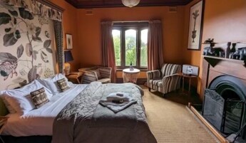 Individually decorated, individually furnished, free WiFi