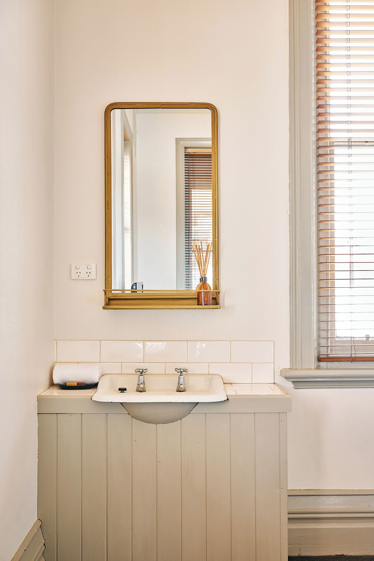 hypo-allergenic bedding, minibar, cots/infant beds, free wifi