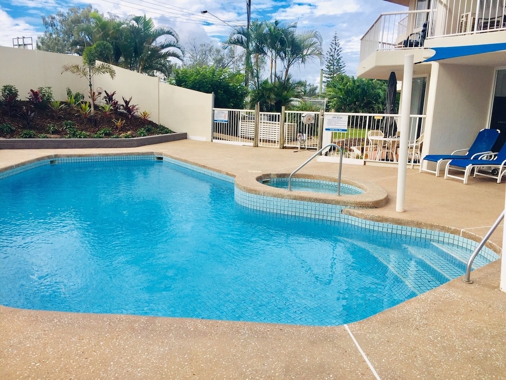 Meridian Tower by null