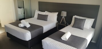 Laptop workspace, iron/ironing board, free WiFi, bed sheets