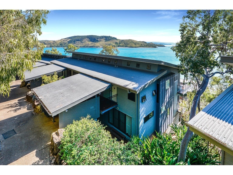 Exterior - Shorelines 31 (Whitsundays)