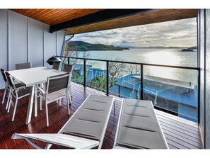 Apartamento, 2 quartos | Sacada