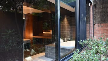 套房, 1 間臥室 | 書桌、熨斗/熨衫板、免費 Wi-Fi、床單