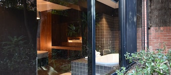 Riverview On Mount Street