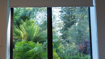 Studio Basic, 1 Tempat Tidur Queen | Seprai premium, selimut bulu angsa, dan busa memori