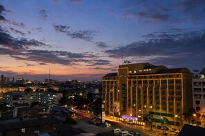 Exterior - Hip Bangkok (Bangkok)
