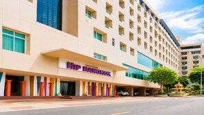 Exterior - Hip Bangkok (Bangkok)