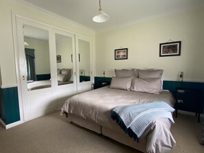 Deluxe-værelse med 2 enkeltsenge (King) | Premium-sengetøj, strygejern/strygebræt, gratis Wi-Fi, sengetøj