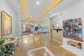 Reception - Aquarius Resort (Alexandra Headland)