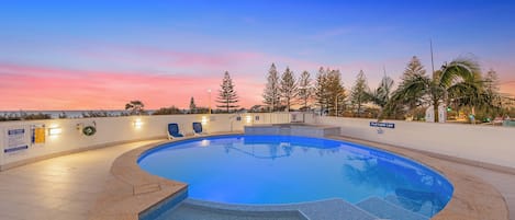 Outdoor pool, pool loungers