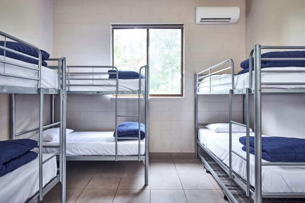 1 habitación, wifi gratis y ropa de cama