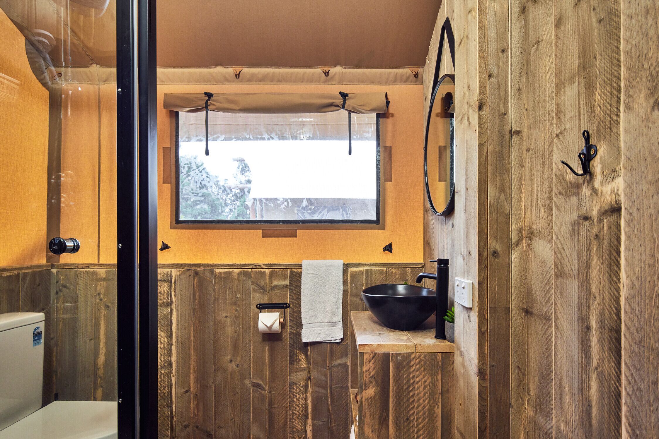 Stargazing Safari Tent | Bathroom | Shower, free toiletries, hair dryer, towels