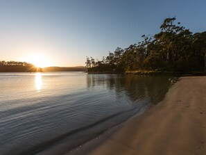 Beach nearby - NRMA Port Arthur Holiday Park (Port Arthur)
