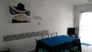 家庭房, 无烟房, 简易厨房 (1 Bedroom Family Unit - A) | 客房内用餐