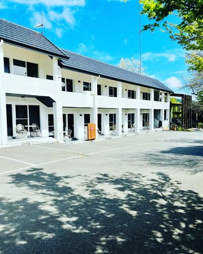 Exterior - Tower Motel (Marysville)