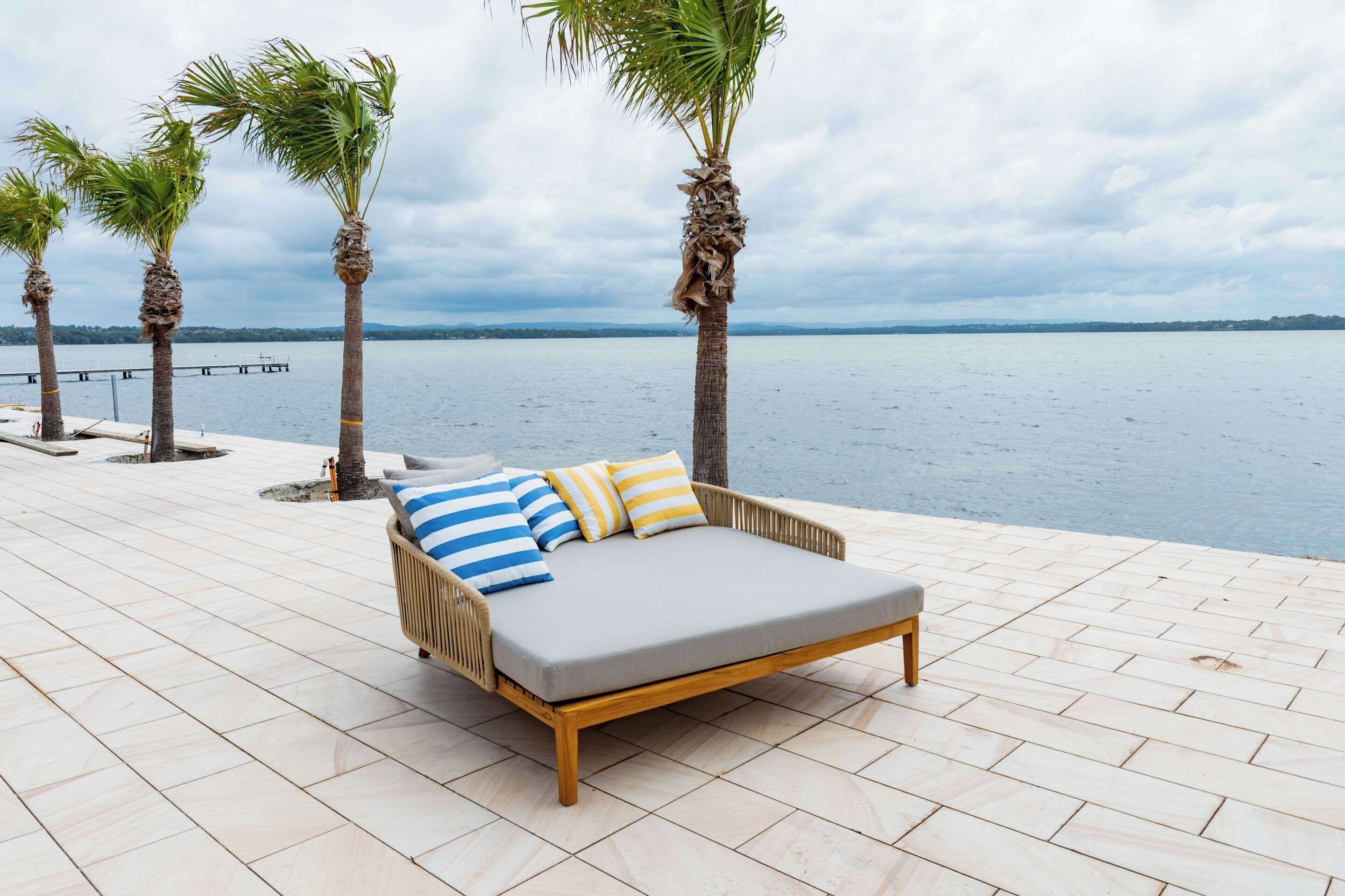 outdoor pool, pool loungers