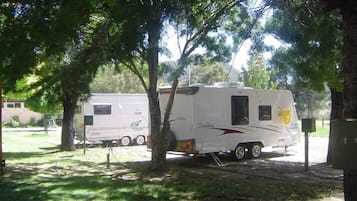 Tent (Powered Site - No Tent - Site Only) | Beddengoed