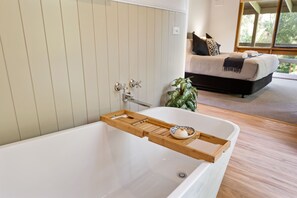 Departamento estándar, 1 habitación, para no fumadores, cocina (Spa Suite) | Tina profunda