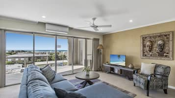 2 Bedroom Ocean View - Level 3 and 4