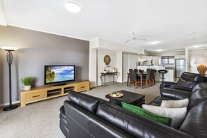 Apartment 2 Bedroom Water View - Level 2 | Private kitchen | Fridge, microwave, oven, stovetop