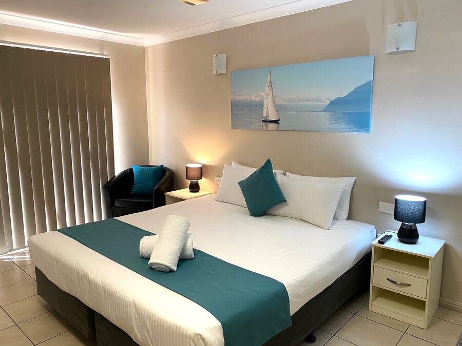 Decoración personalizada, muebles diferentes y escritorio