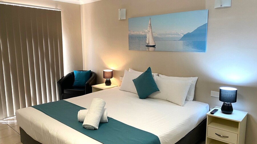 Cityville Apartments & Motel