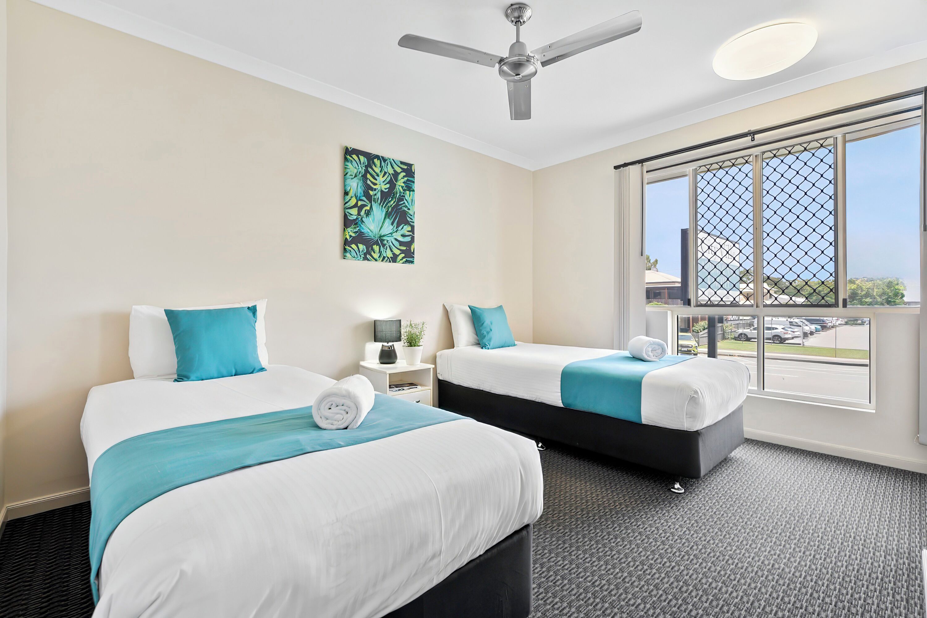 Leilighet – standard, flere soverom, ikke-røyk, kjøkken (3 Brm Apartment) | Individuelt dekorert, individuelt innredet og skrivebord