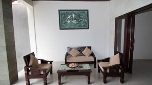 Living area - Evita Villa (Sukawati)