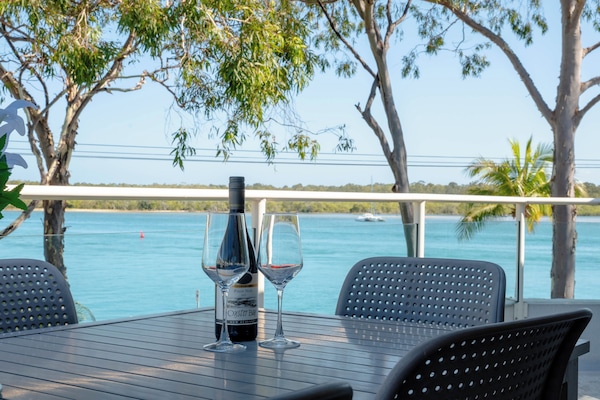 Premium Three-Bedroom Apartment Water Front | Vue depuis le balcon