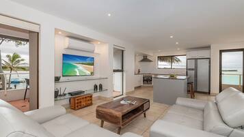 Apartment | Living area