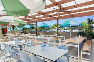 Lunch and dinner served