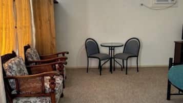 Standaard studio | Een strijkplank/strijkijzer, gratis wifi, beddengoed