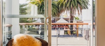 Sumner Bay Motel & Apartments