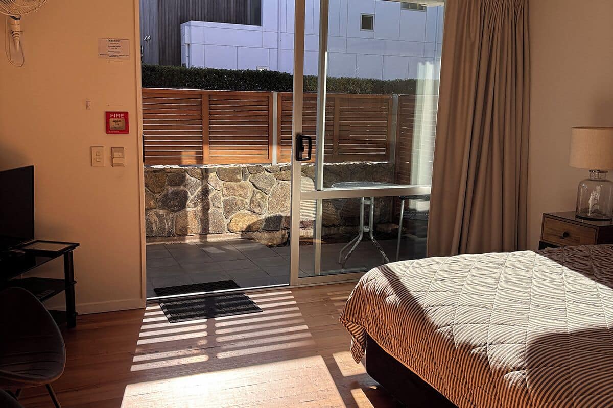 Iron/ironing board, free WiFi, bed sheets, wheelchair access