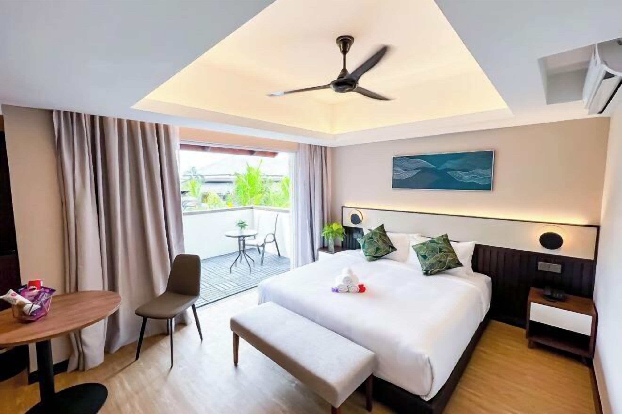 Zimmersafe, Schreibtisch, Bügeleisen/Bügelbrett, kostenloses WLAN