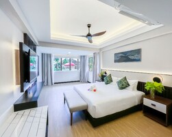 3 Bedroom Pool Terrace | 客房内保险箱、办公桌、熨斗/熨衣板、免费 WiFi