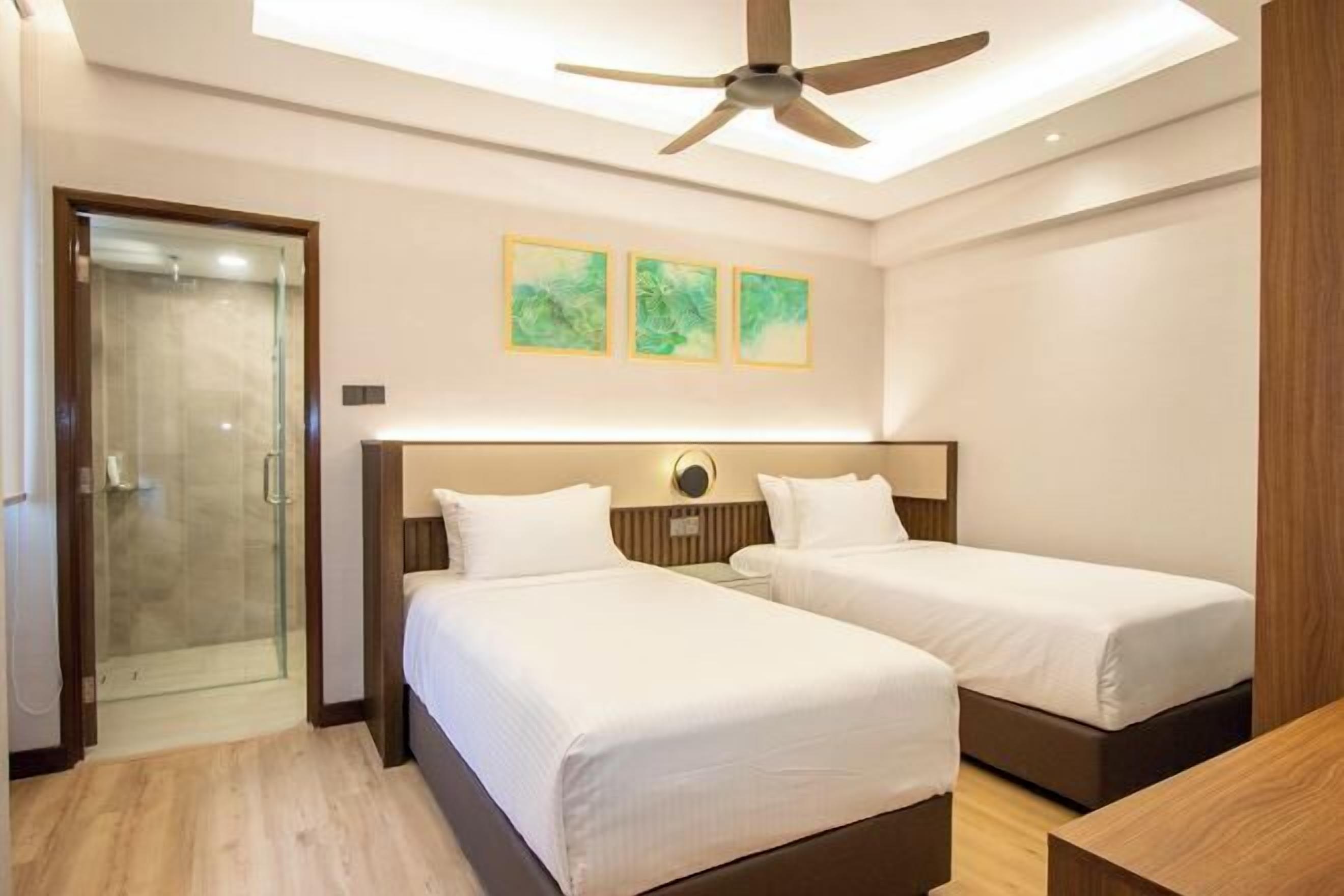 Zimmersafe, Schreibtisch, Bügeleisen/Bügelbrett, kostenloses WLAN