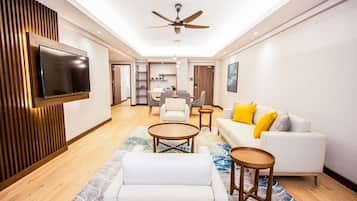 3 Bedroom | Coin séjour | Télévision LED de 55 pouces avec chaßnes par cùble, télévision