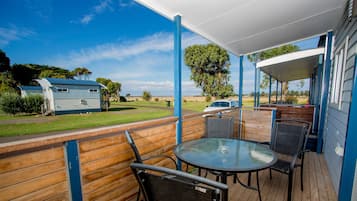 Quarto (Kingfisher - 1 Queen+2 Bunk+1 Single) | Vista do quarto